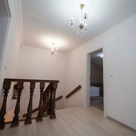 Отель Ikonomov House Банско Экстерьер фото