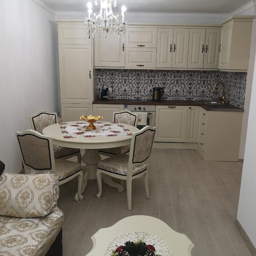 Отель Ikonomov House Банско Экстерьер фото