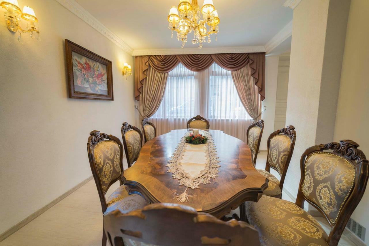 Отель Ikonomov House Банско Экстерьер фото