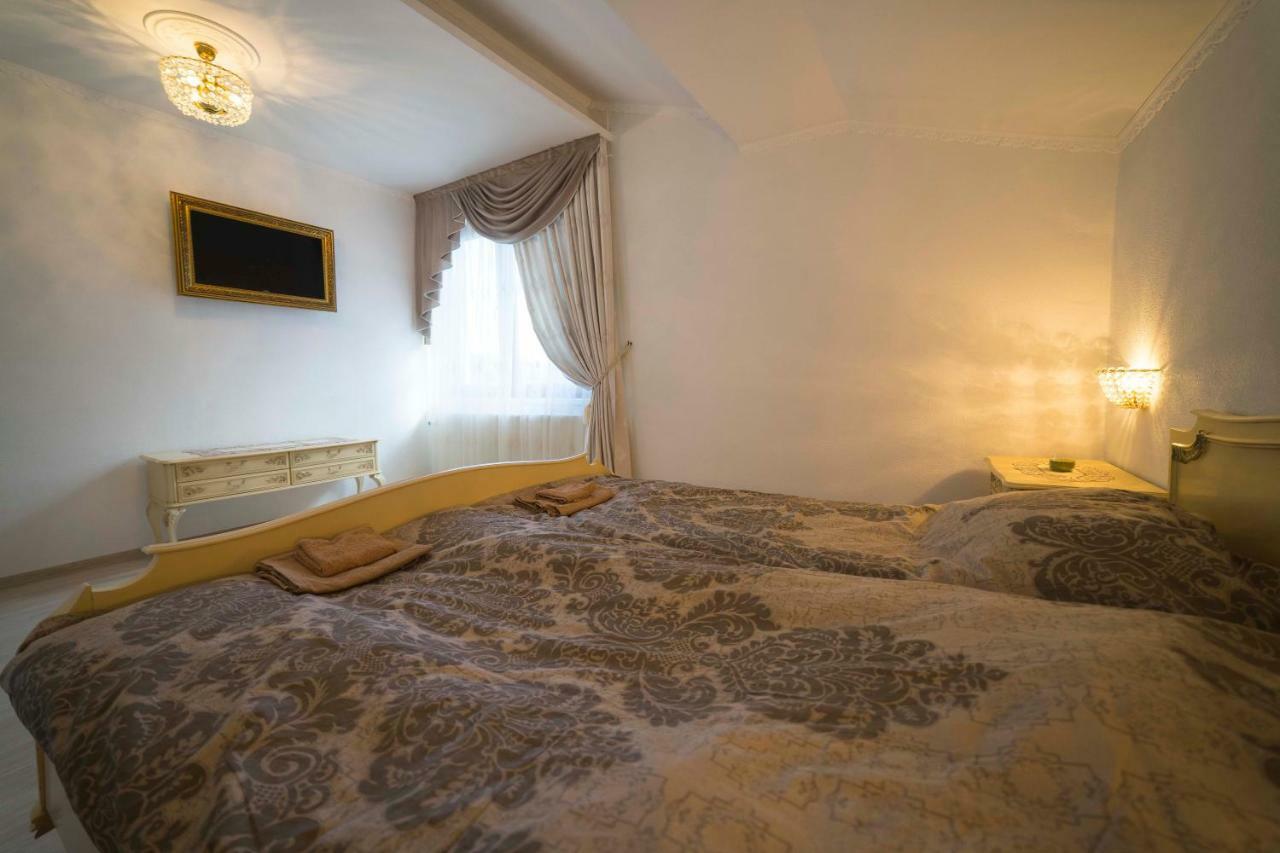 Отель Ikonomov House Банско Экстерьер фото