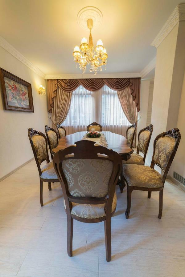 Отель Ikonomov House Банско Экстерьер фото
